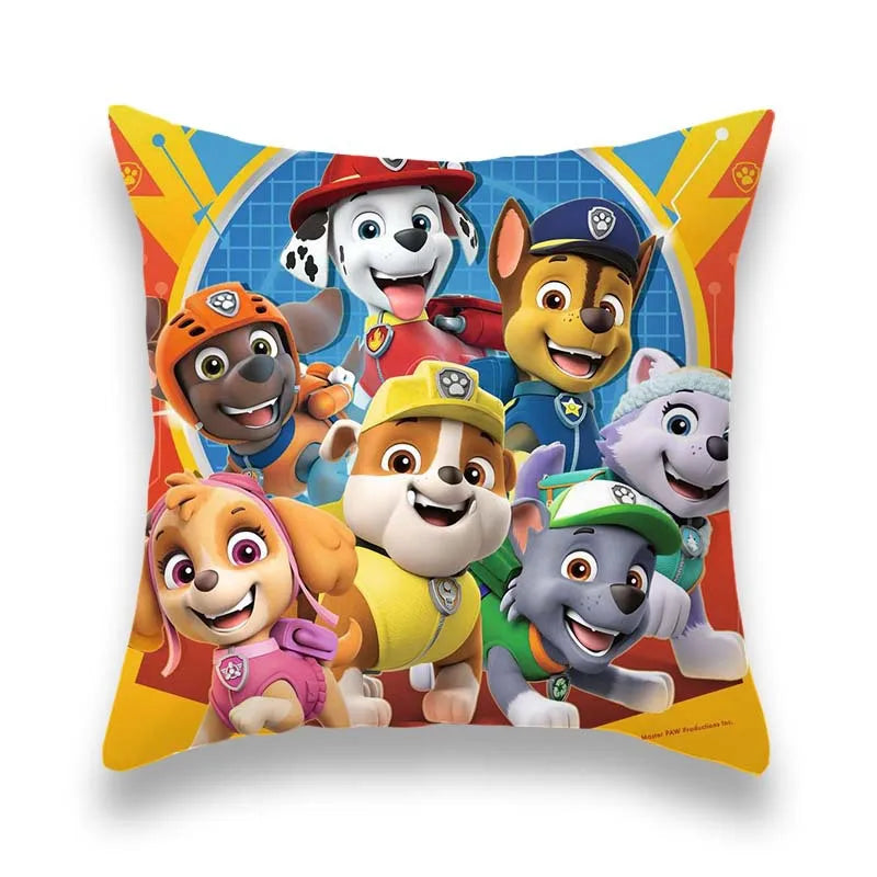 Coussin carré 45×45 cm Pat Patrouille avec chiots multicolores en illustration
