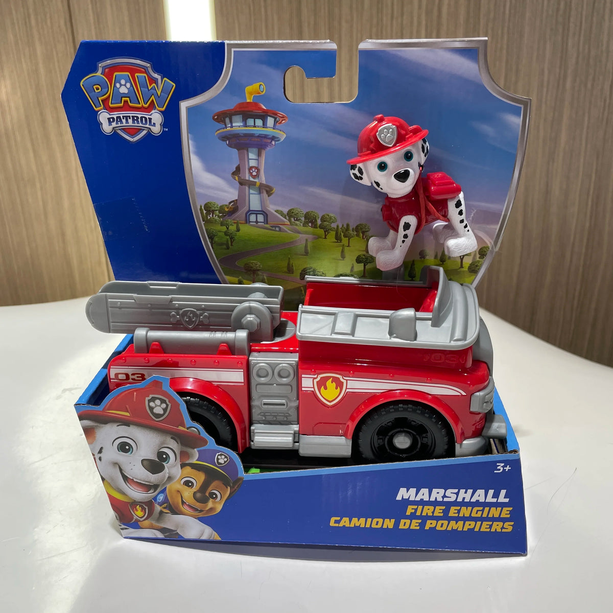 Camion de pompiers jouet Pat Patrouille rouge avec figurine Marcus en boîte