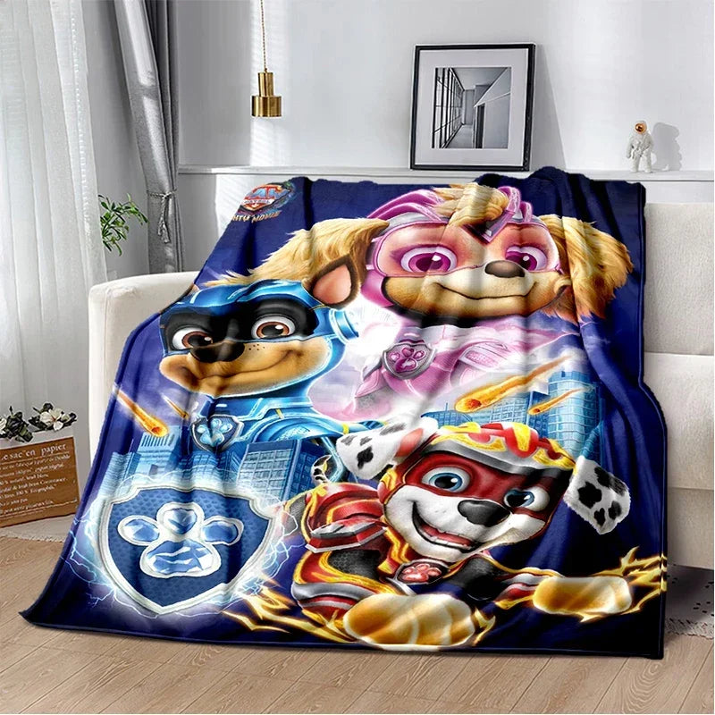 Couverture en tissu bleu nuit à motif super-héros, têtes de chiens colorées