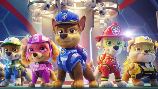 Les tenues et les badges des chiots de la Pat' Patrouille
