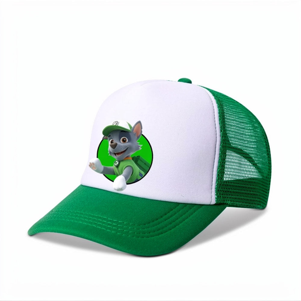 Casquette enfant blanche et verte en mesh, logo de chien Rocky sur l’avant.