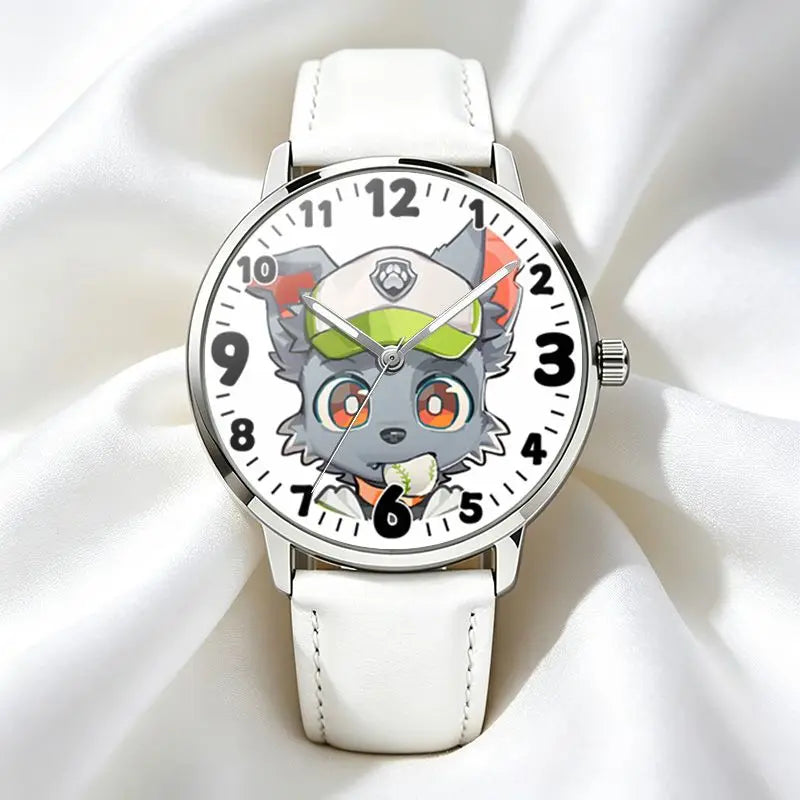 Montre enfant à cadran rond motif chiot gris, chiffres noirs, bracelet cuir blanc
