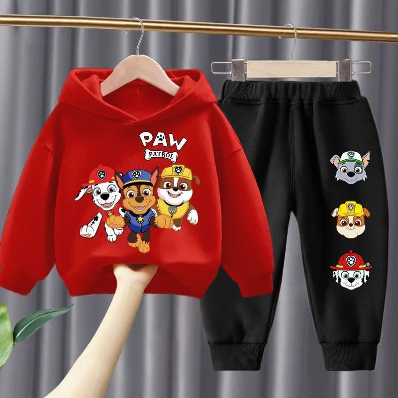 Ensemble sweat à capuche rouge et jogging noir, motif Pat’Patrouille sur le haut