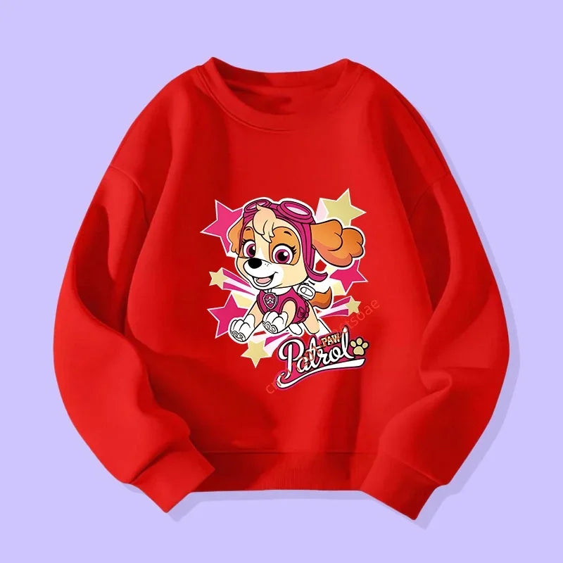 Pull rouge à manches longues avec applique Pat'Patrouille et étoiles multicolores.
