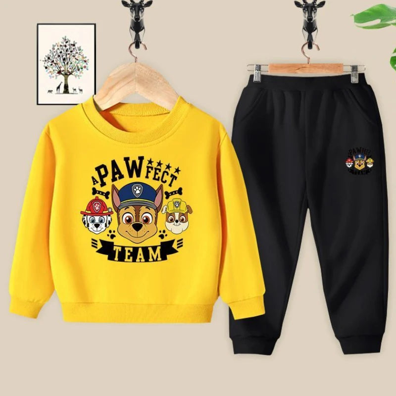 Ensemble sweat jaune et pantalon noir à imprimé « PAWfect TEAM »