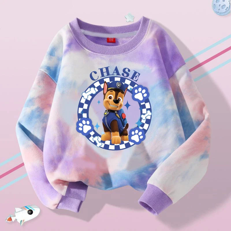 Pull manches longues violet tie-dye, col rond, motif Chase et pattes au centre.
