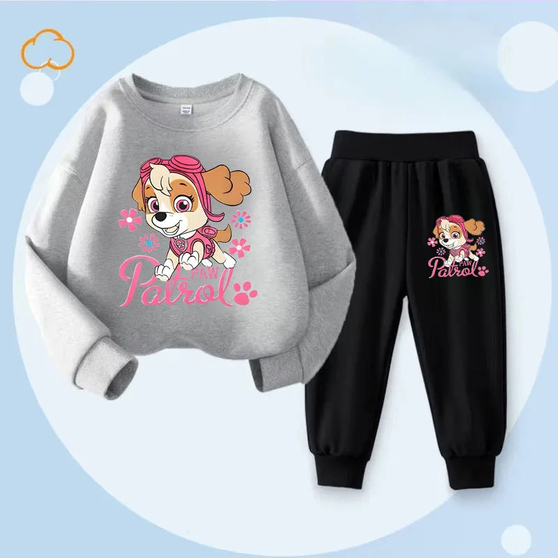 Ensemble fille Pat Patrouille : sweat gris et pantalon noir, motif Stella.