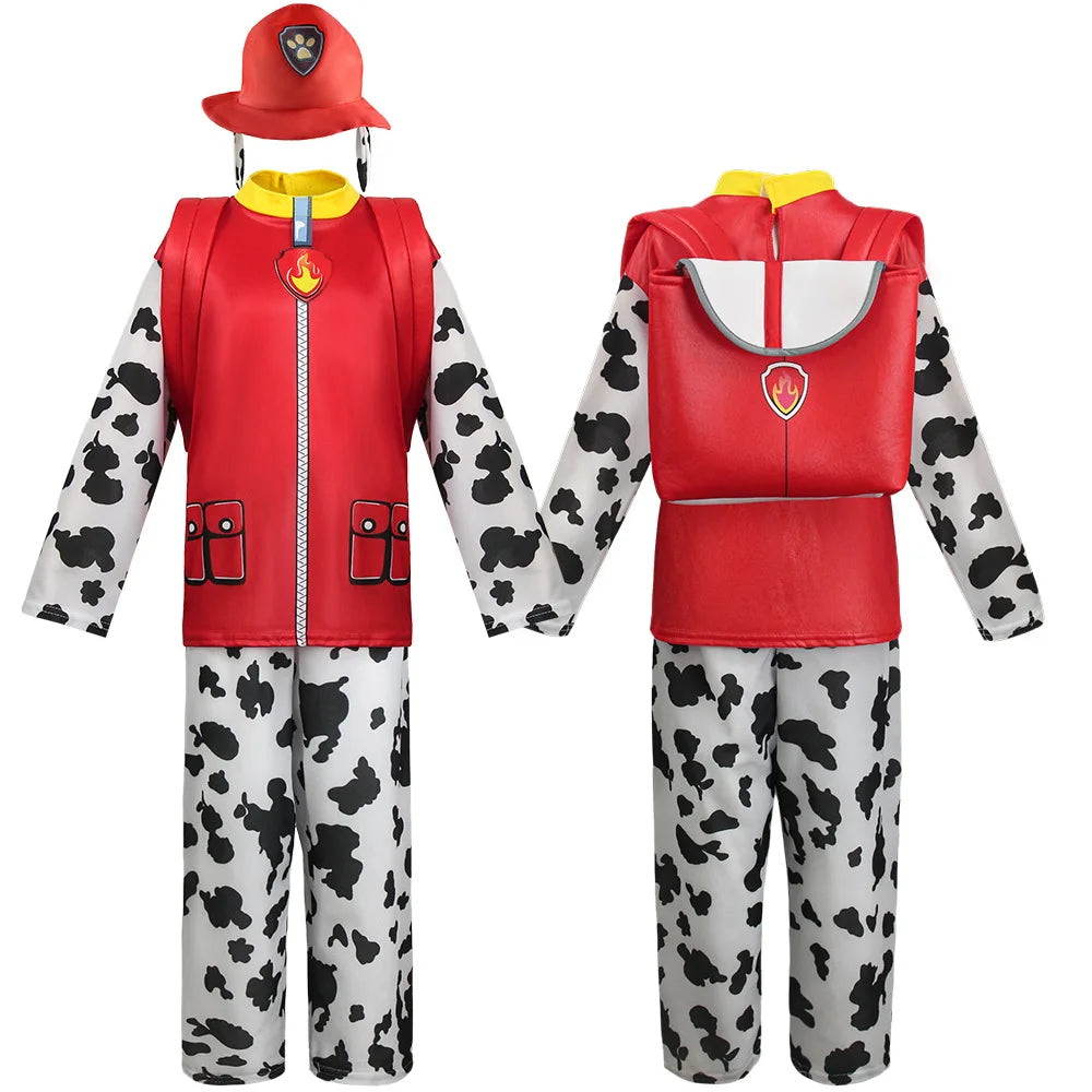 Tenue déguisement pompier rouge et blanc, veste zippée, pantalon motifs vache, chapeau.
