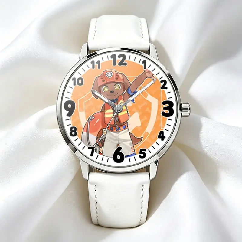 Montre Pat Patrouille Zuma cadran avec chien entier, bracelet blanc, boîtier argent.