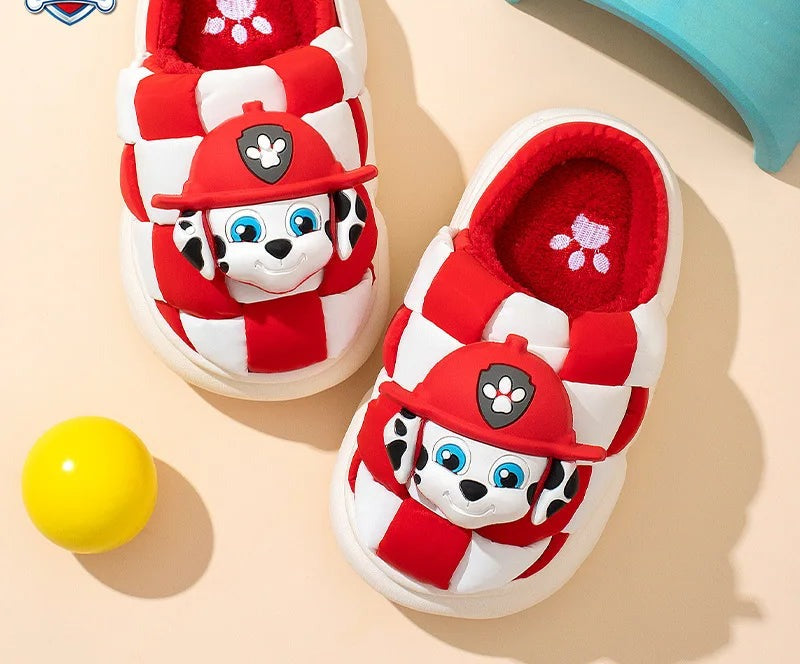 Pantoufles enfant rouges et blanches Marcus Pat Patrouille, style pompier