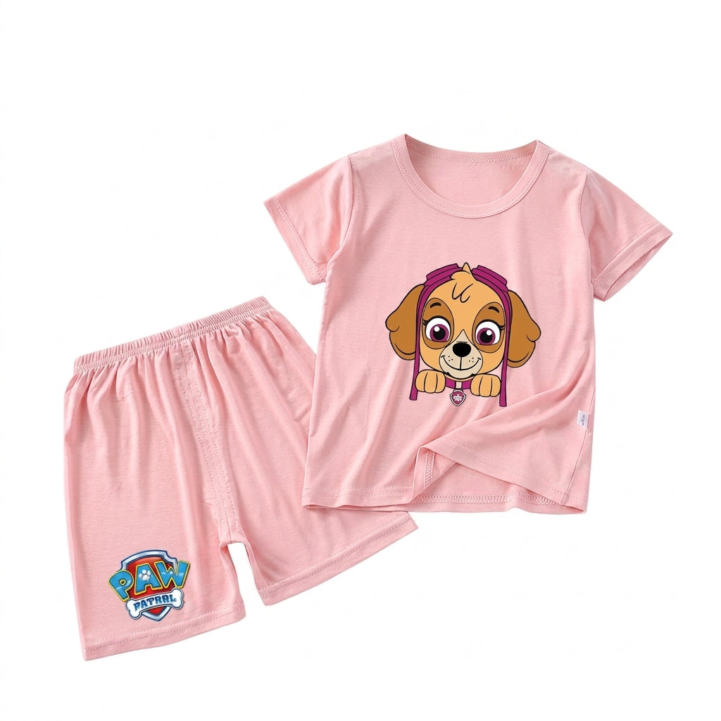 Pyjama enfant Pat' Patrouille rose motif Stella, porté par un enfant