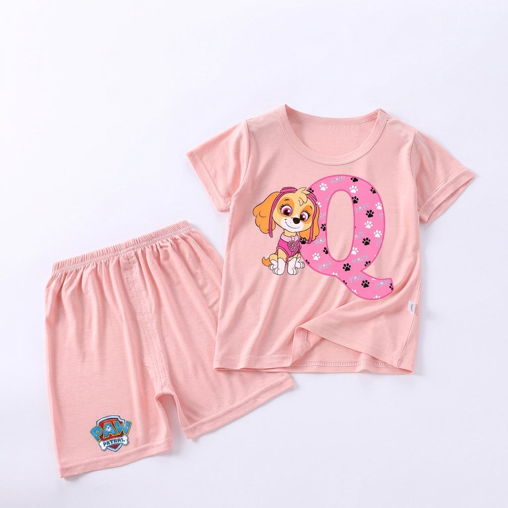 Pyjama enfant Pat' Patrouille rose motif Stella, lettre à choisir, posé à plat sur fond uni